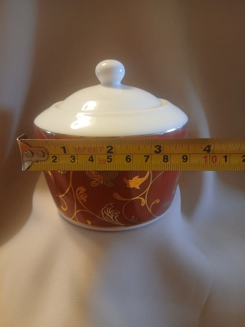 American Atelier Renaissance 5427 Porcelain Lidded Sugar Bowl Red with Gold.